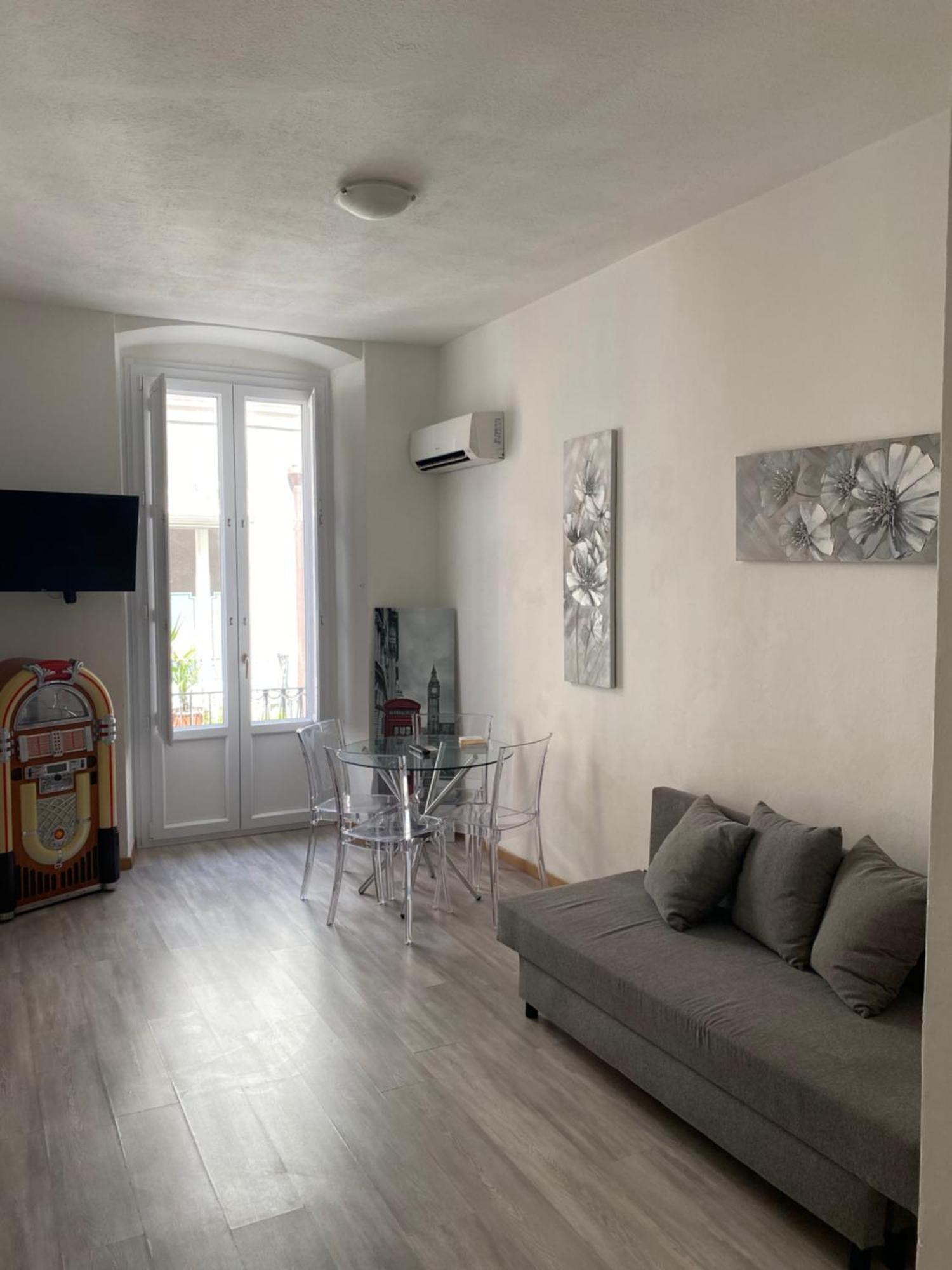 Apartment Cavour 68 Cagliari Buitenkant foto